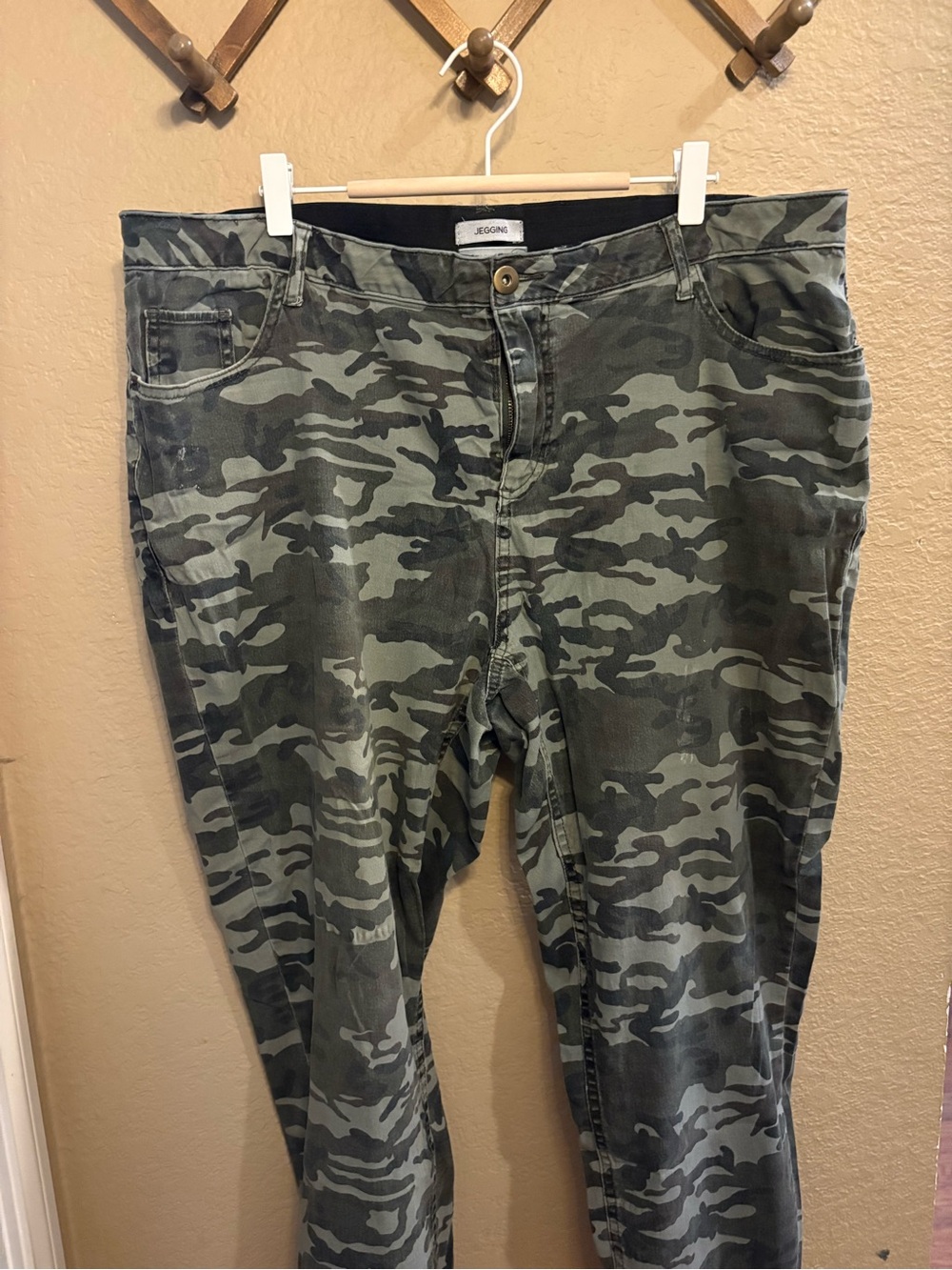 Catherines Green Camo Stretch Jeggings